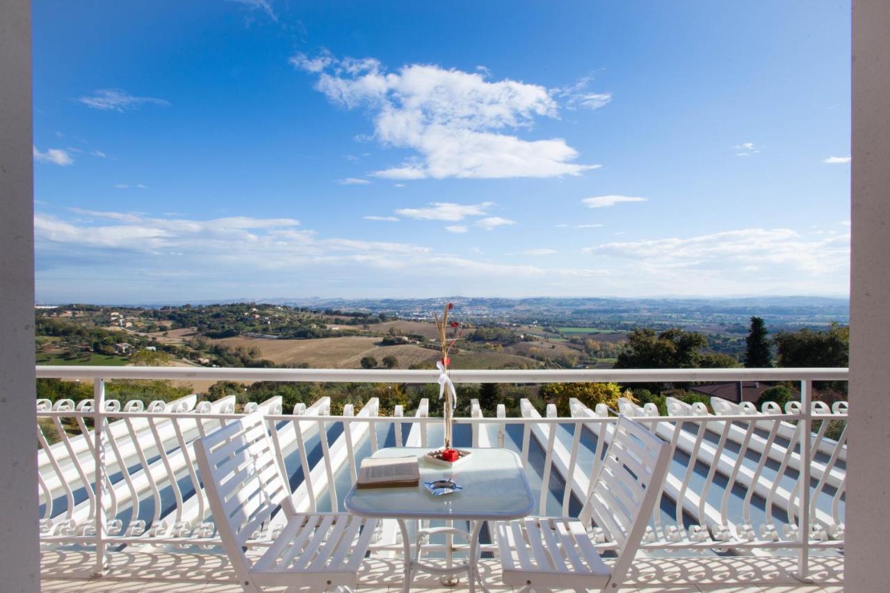 Holiday Residence Belohorizonte Macerata Exteriör bild