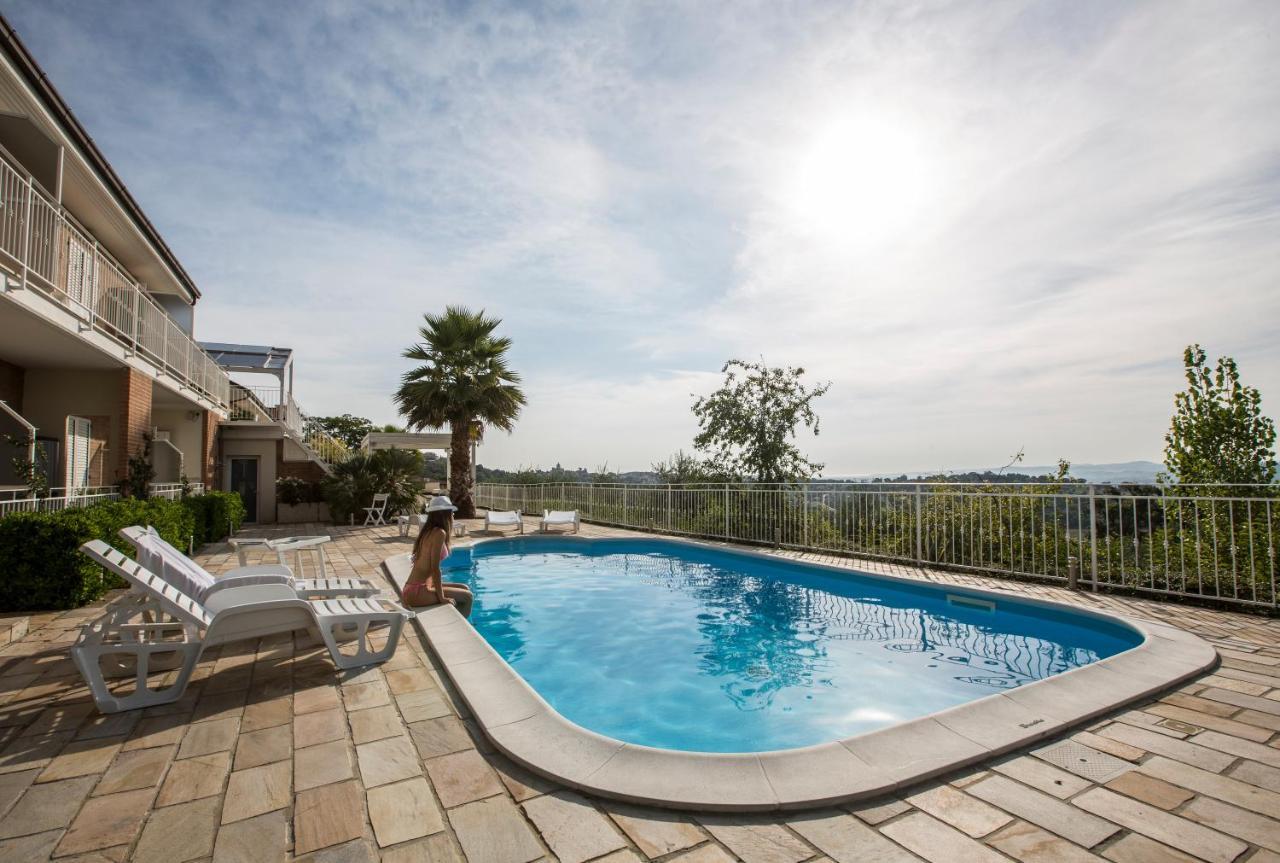 Holiday Residence Belohorizonte Macerata Exteriör bild